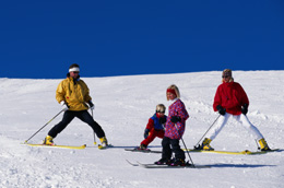tl_files/bilder/Newsletter/Skifahrer.jpg tl_files/bilder/Newsletter/Skifahrer.jpg